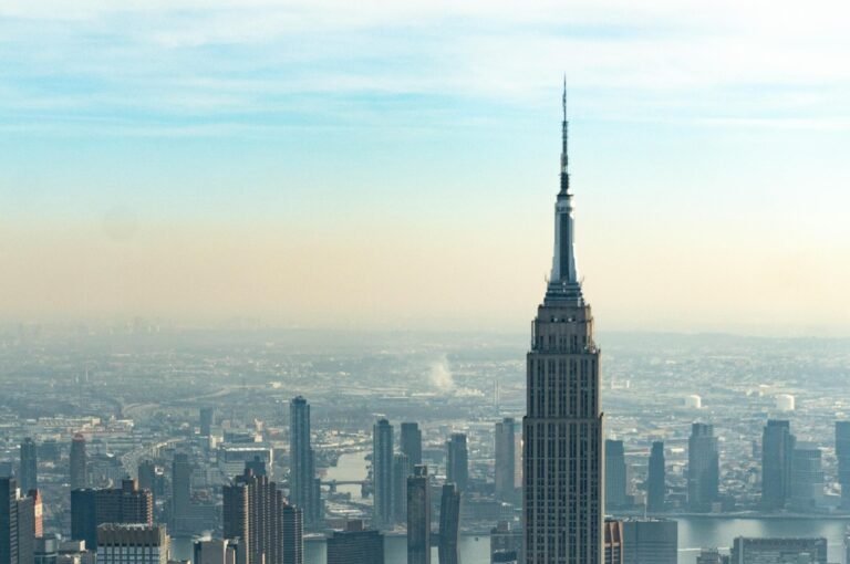 Top of the Rock vs Empire State Building