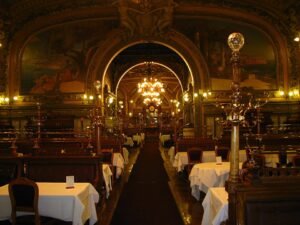 Paris Restaurant Inside a Train